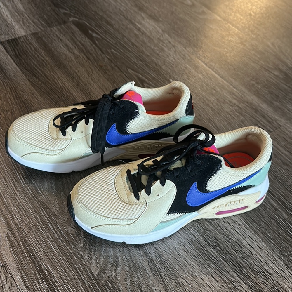 Nike Air
